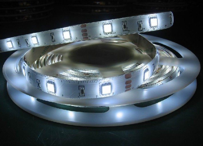 Лента SMARTBUY 5050 12V 60led/m WW (теплая) 5m 14,4W IP20 wVw5050 Аркат