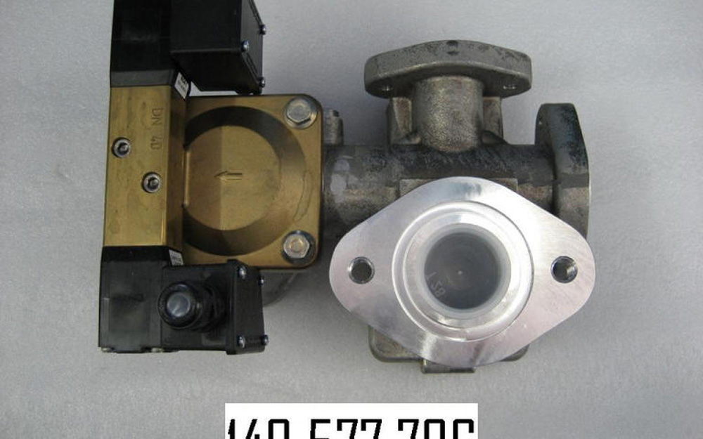 Блок клапанный 150 + дозировка, с уплотнением для соединений 140577706 Gilbarco