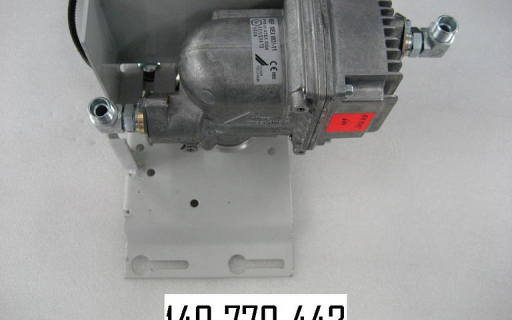 Насос газовый DÜRR MEX 0831 11 в сборе с держателем для 397	 140770443 Gilbarco