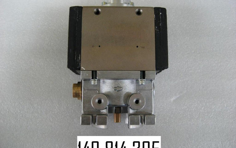 Насос GR125 02 выход слева с соединением для сервомотора	 140814305 