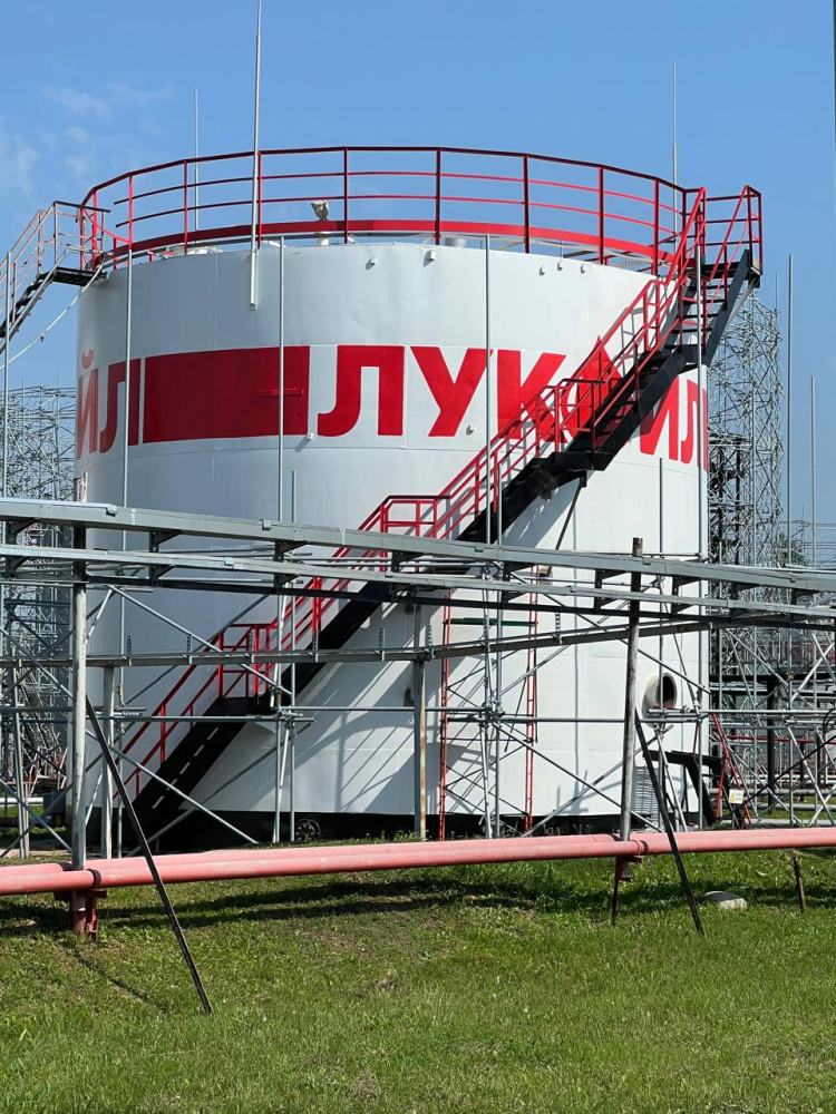 Работы по замене лестниц на емкостях и азс Работы по замене лестниц на емкостях и азс Нара